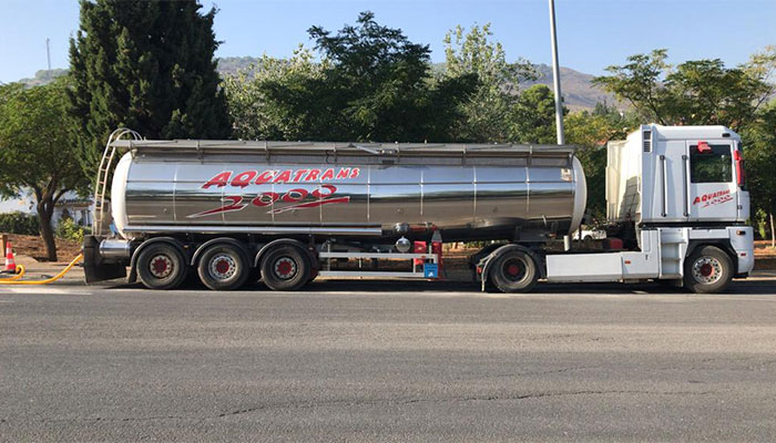 Transporte de agua potable en Málaga